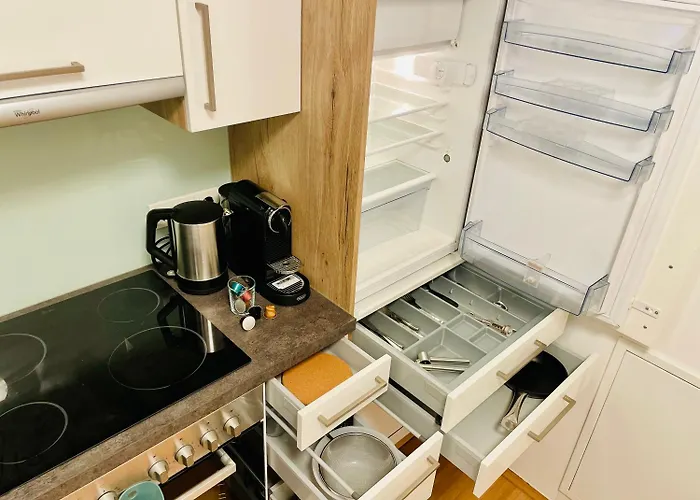 Apstay Center I Parking Option I Self Check-in Graz