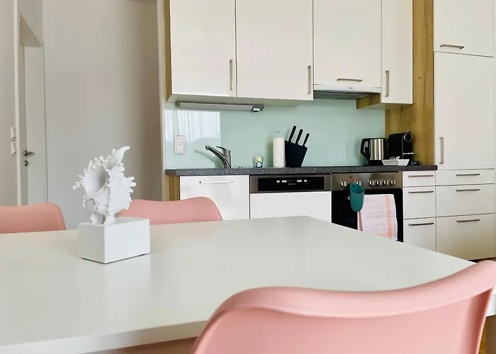 Apstay Center I Parking Option I Self Check-in *