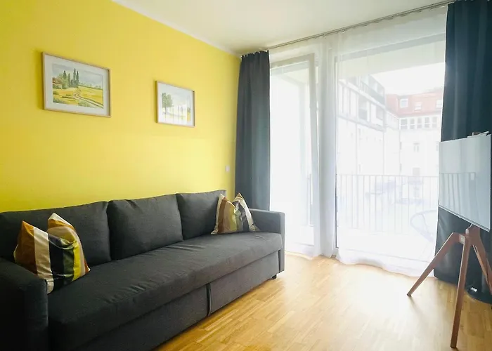 Apstay Center I Parking Option I Self Check-in Graz