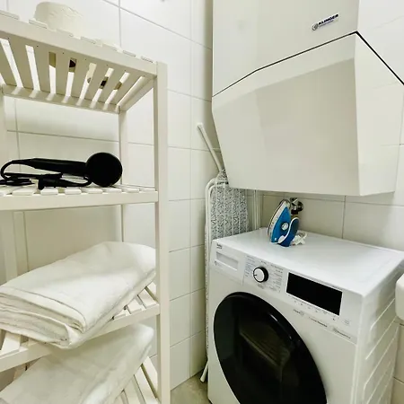 Apstay Center I Parking Option I Self Check-in