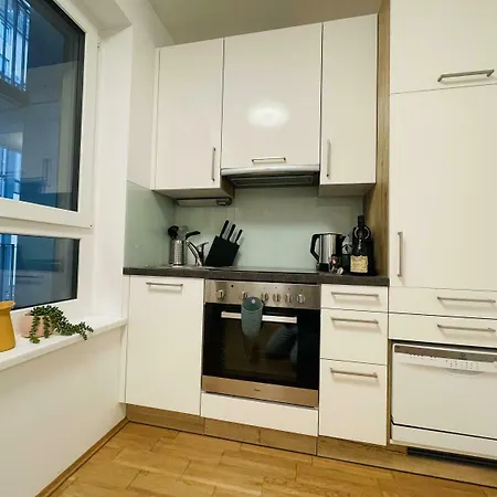 Apartment Apstay Center I Free Parking I Self Check-in Graz