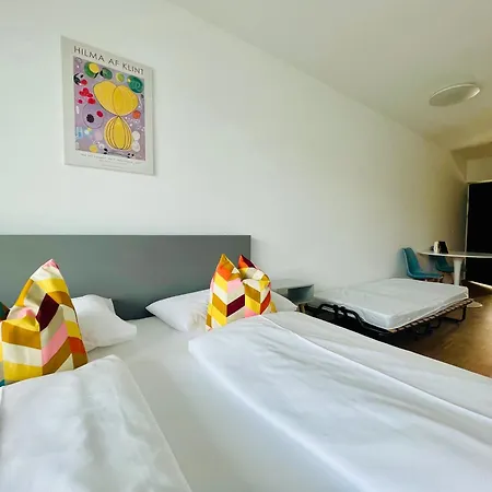 Apstay Center I Free Parking I Self Check-in Apartment Graz