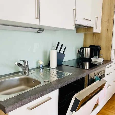 Apartment Apstay Center I Free Parking I Self Check-in Graz