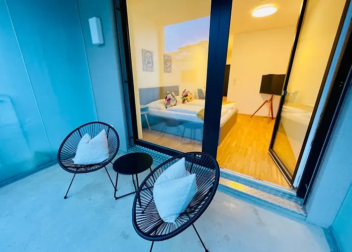 Apstay Center I Parking Option I Self Check-in Graz